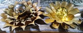 Blumen mit Kugel beleuchtet (2).jpg