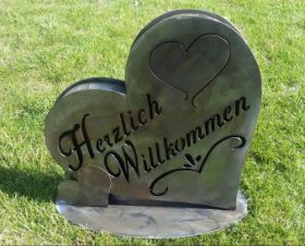 Herzlich Willkommen Rost doppelt im Gras (2).jpg